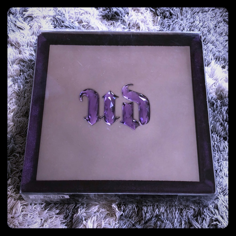 Urban Decay 15YearAnniversary Eyeshadow Collection